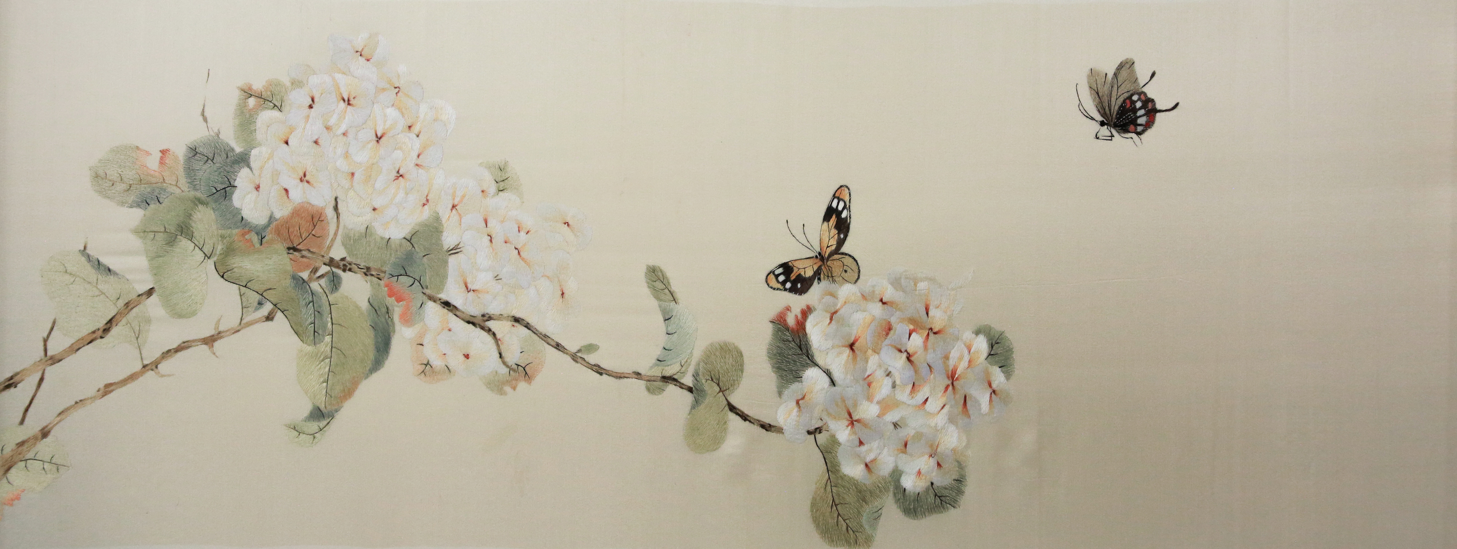 共克时艰,鉴证芳华 湘绣艺术学院2020届毕业设计作品展