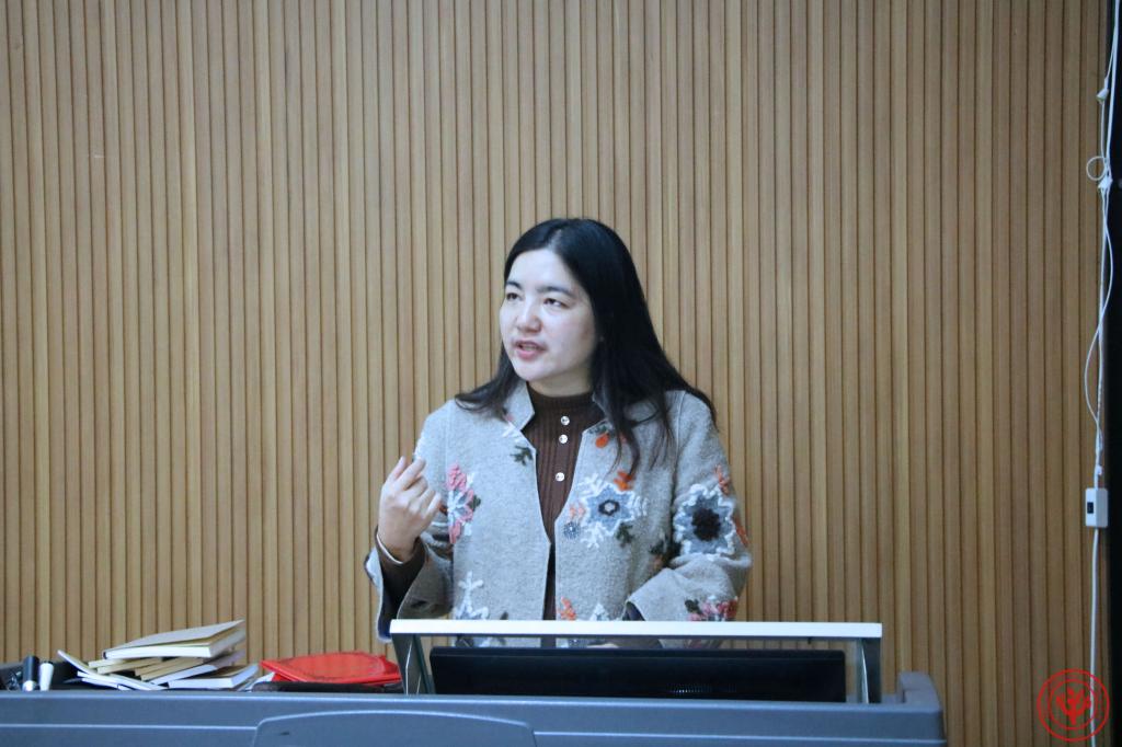 胡婷老师                            谭思晴老师向利老师